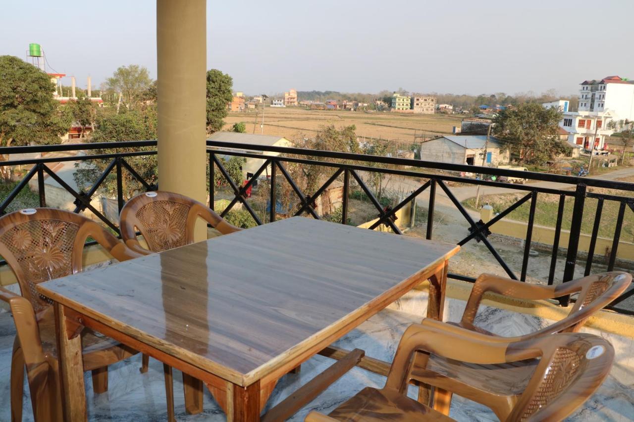 Hotel National Park Sauraha- Homely Stay And Peaceful Location With Jungle Safari Arrangements Exterior foto