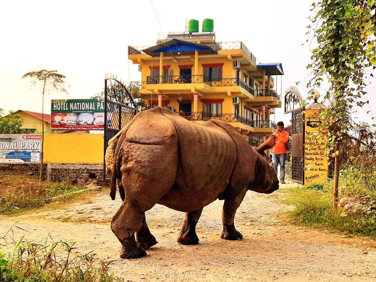 Hotel National Park Sauraha- Homely Stay And Peaceful Location With Jungle Safari Arrangements Exterior foto