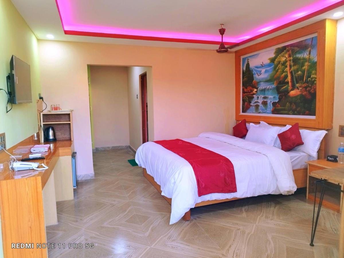 Hotel National Park Sauraha- Homely Stay And Peaceful Location With Jungle Safari Arrangements Exterior foto